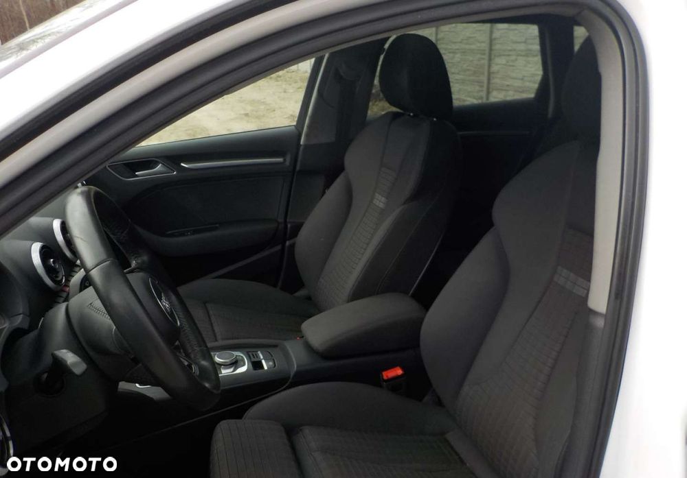 Audi A3 Sportback - 21