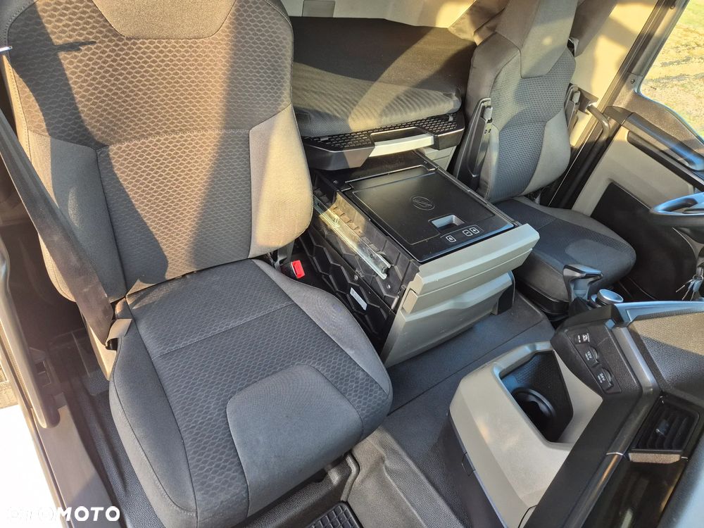 MAN TGS 18.470 18.400 RETARDER MOŻLIWA HYDRAULIKA NAUKA JAZDY STANDARD 4x2 18.360 18.320 18.420 - 32