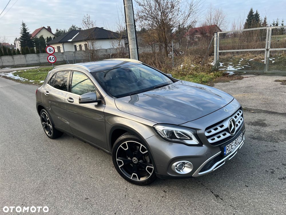 Mercedes-Benz GLA 250 7G-DCT AMG Line - 33