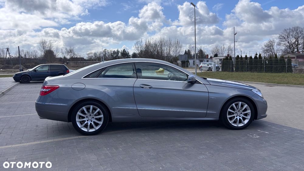 Mercedes-Benz Klasa E 220 CDI 7G-TRONIC Avantgarde - 2