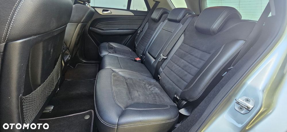 Mercedes-Benz ML 250 BlueTec 4-Matic - 23