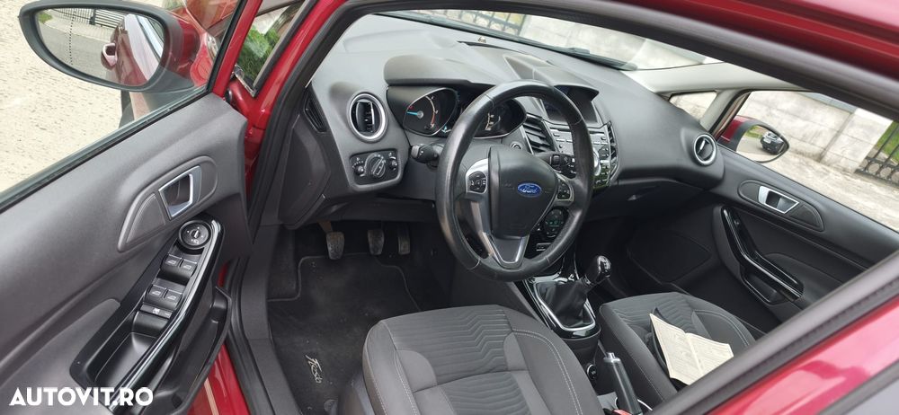 Ford Focus - 5