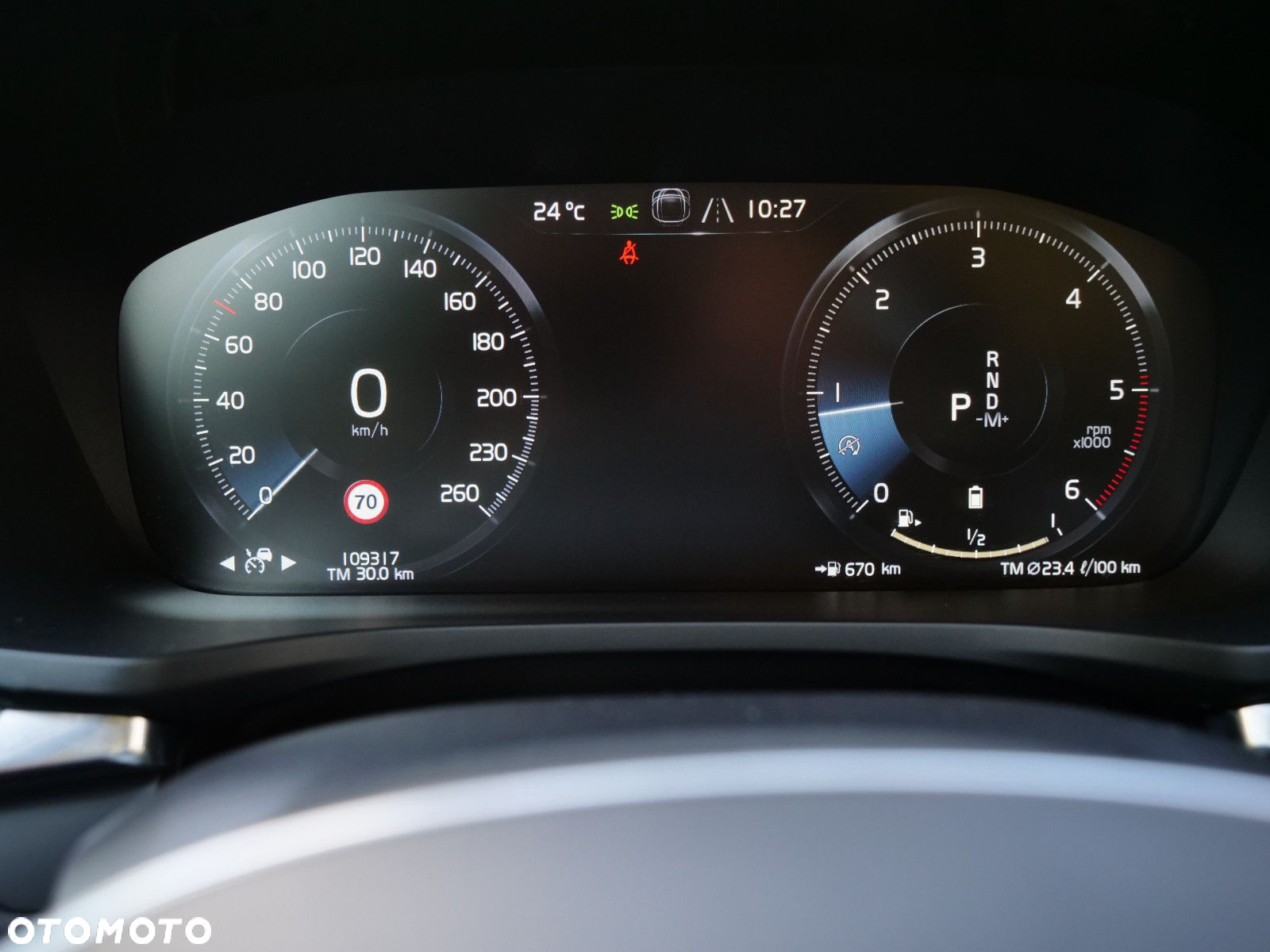Volvo V60 Cross Country - 21