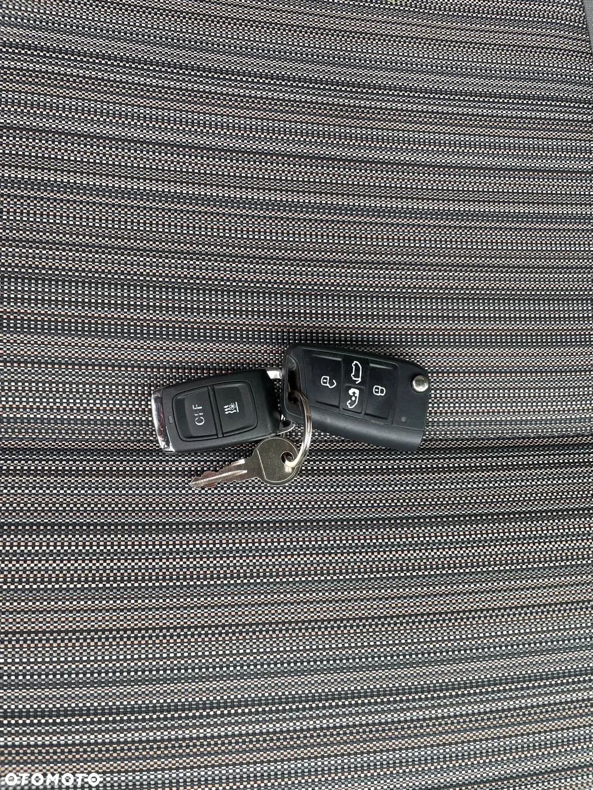 Volkswagen California - 12