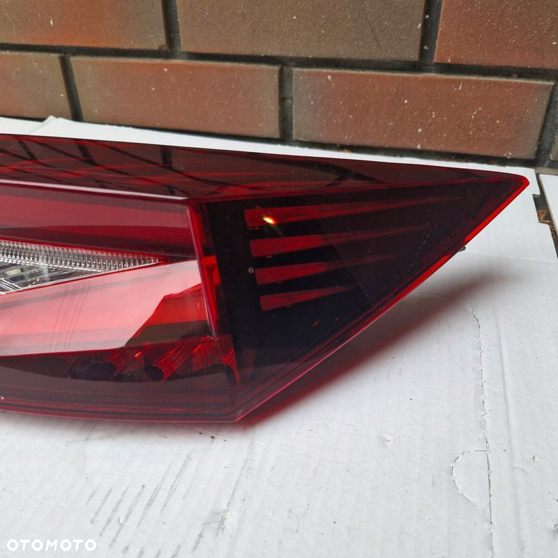 Skoda ENYAQ Lampa Tylna Prawa 5LA945208C - 4
