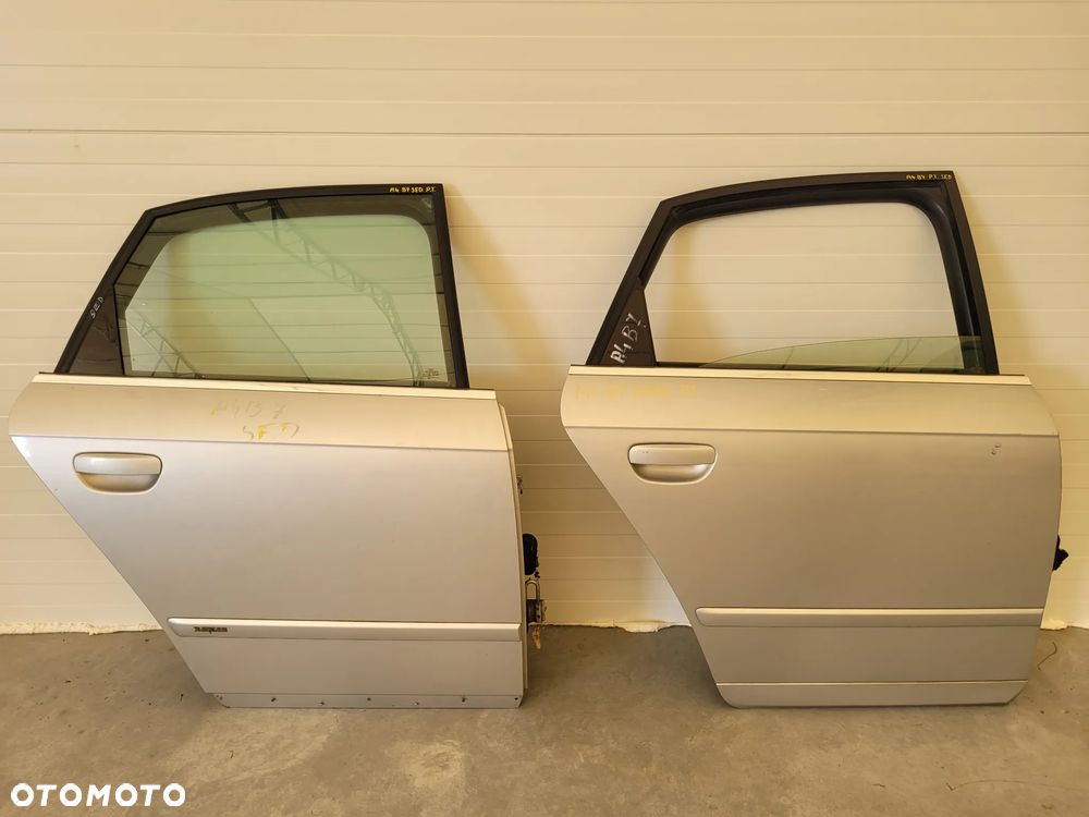 DRZWI PRAWY TYŁ AUDI A4 B7 SEDAN SREBRNE