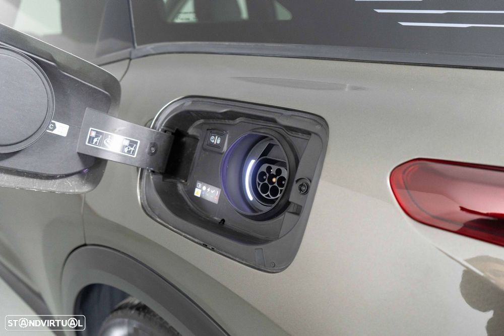 Citroën C5 X 1.6 Hybrid Shine Pack e-EAT8 - 18