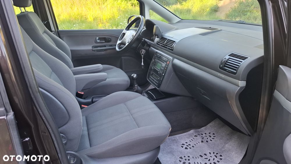 Volkswagen Sharan - 32