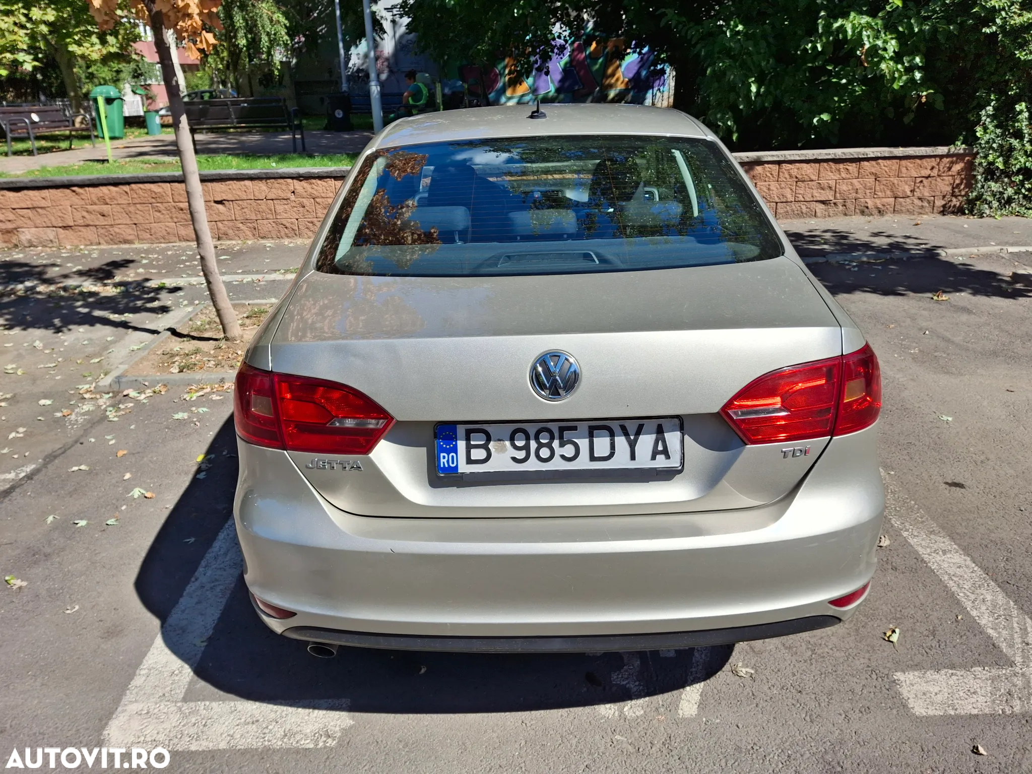 Volkswagen Jetta 1.6 TDI CR DPF Comfortline - 4