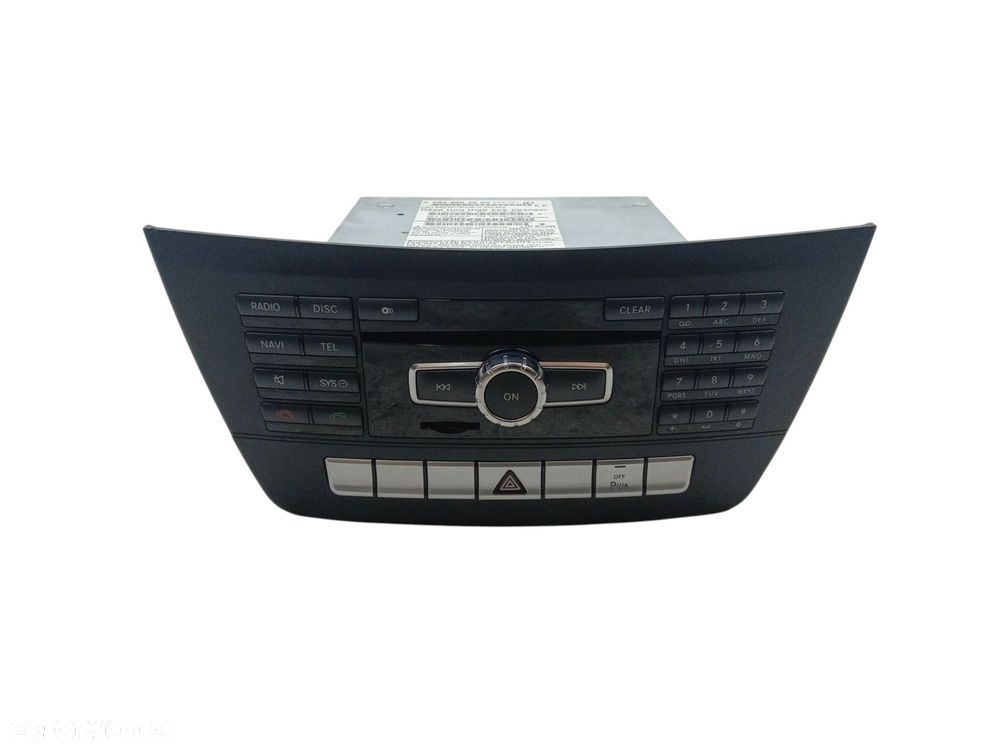 RADIO MERCEDES C W204 LIFT (2011-2014) 3.0 CDI 231KM A2049007009 - 1