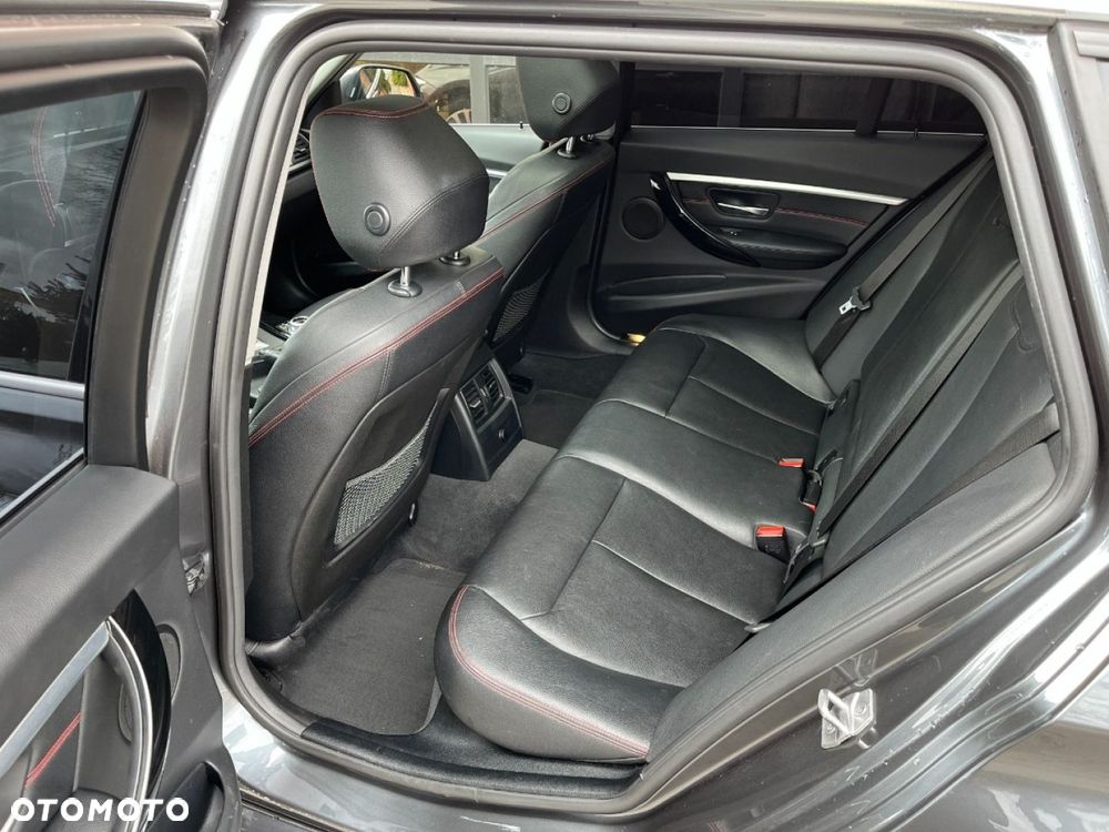 BMW Seria 3 320i GPF M Sport - 14