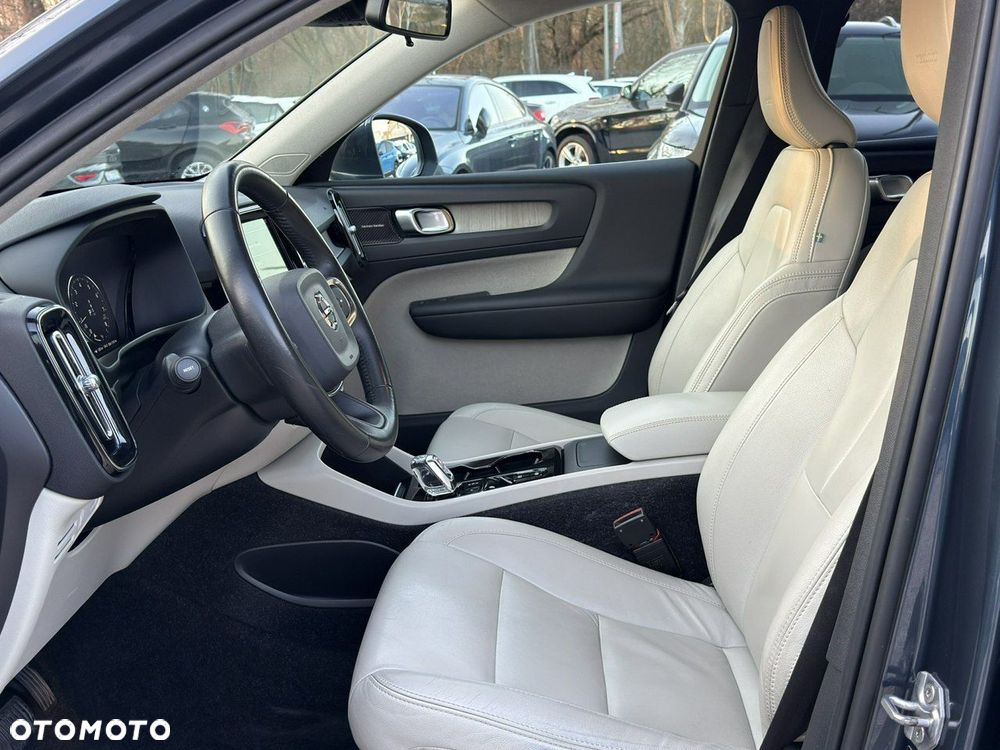 Volvo XC 40 T4 Inscription - 12