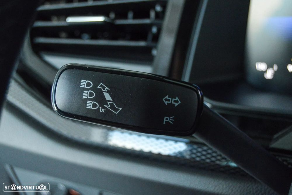 VW Polo 1.0 TSI Life DSG - 32