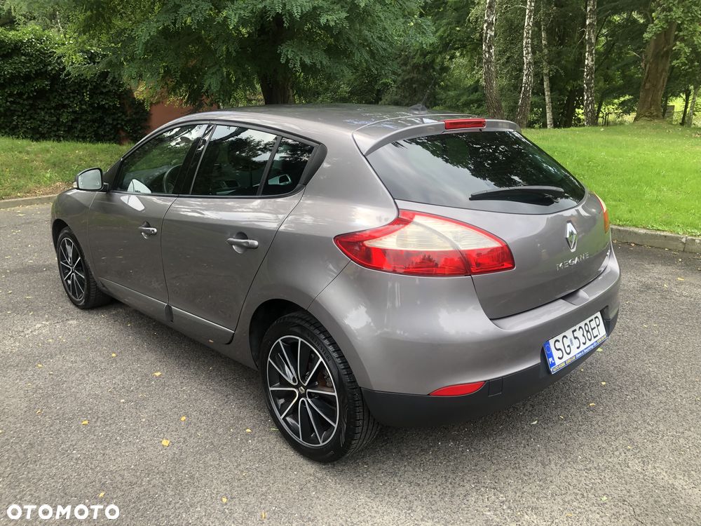 Renault Megane 1.5 dCi Energy Limited EU6 - 11