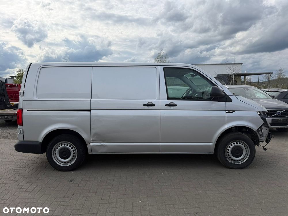 Volkswagen Transporter - 3