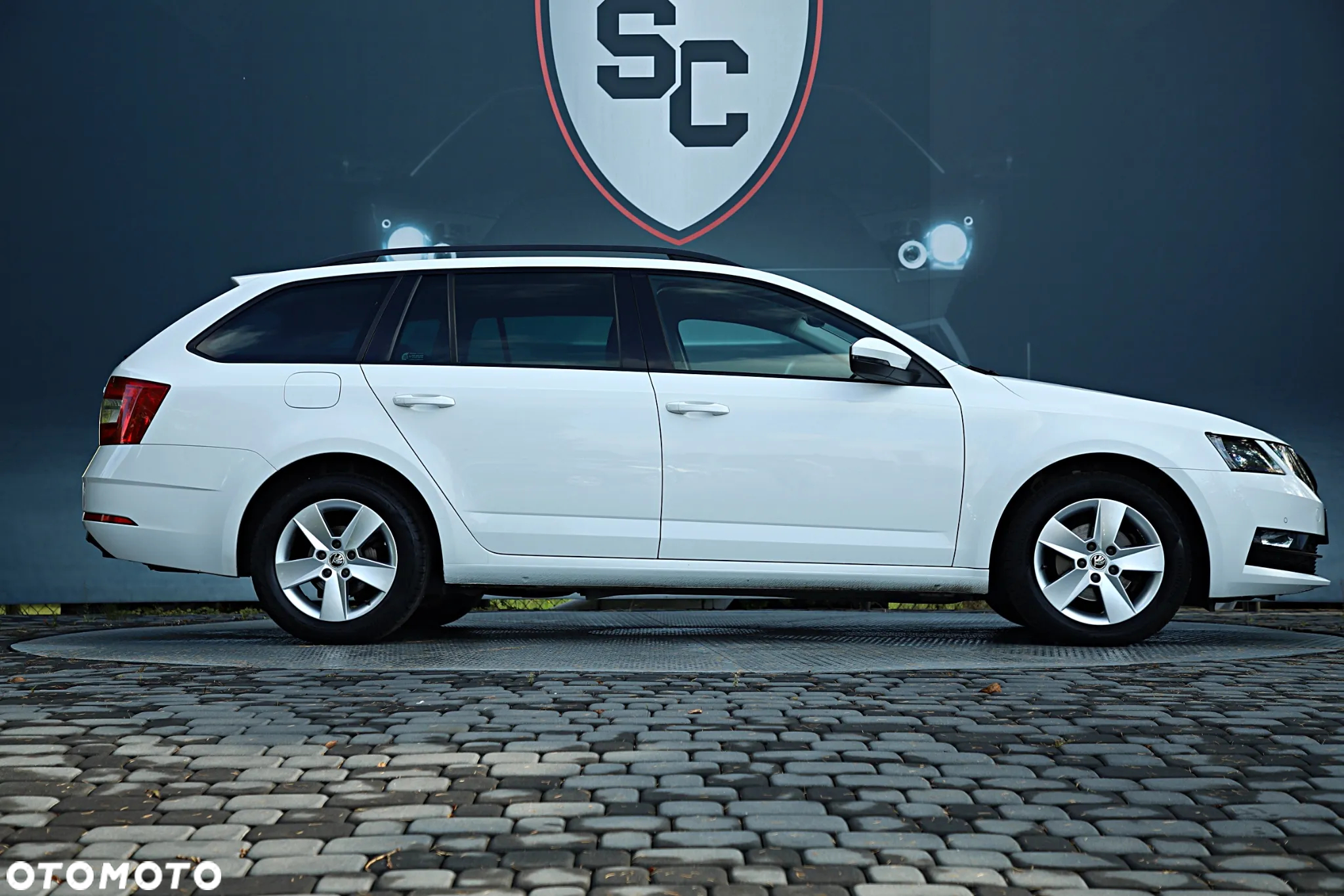 Skoda Octavia 1.6 TDI Ambition - 12