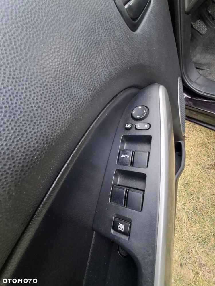 Mazda 2 - 9