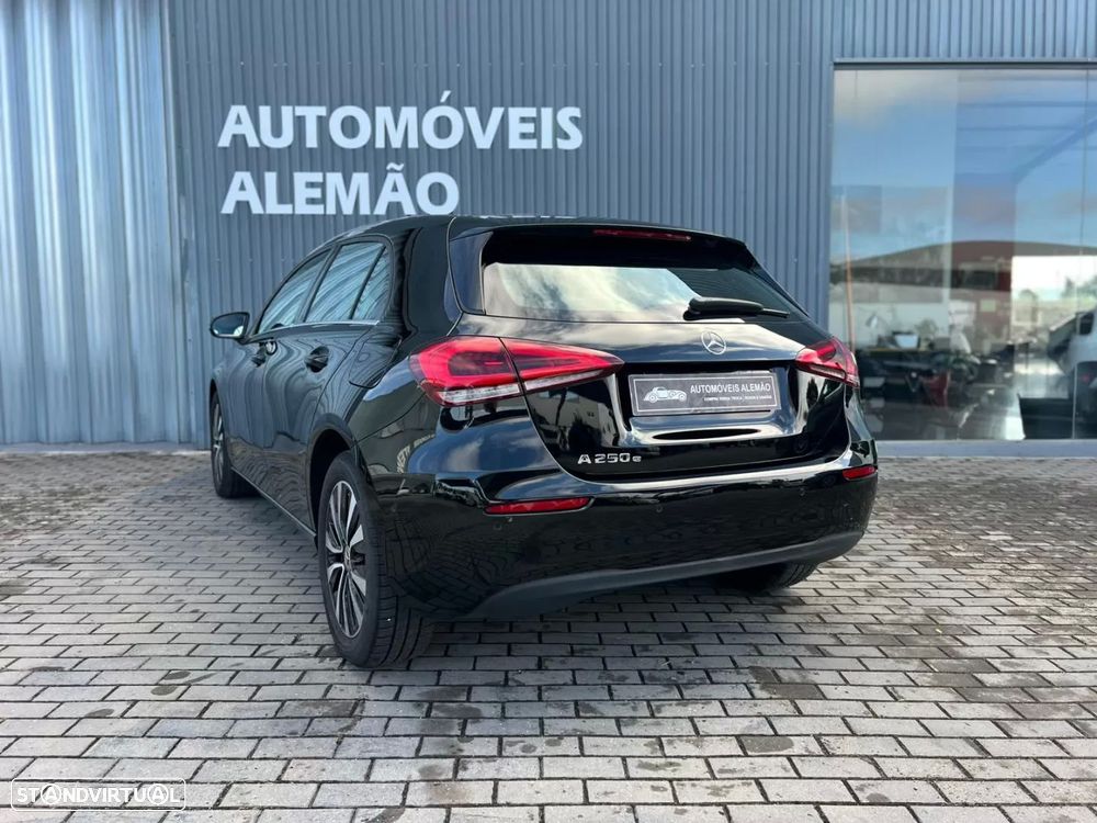 Mercedes-Benz A 250 e Style Plus - 6