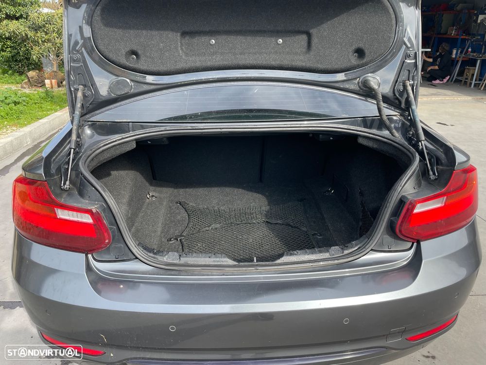 BMW 218 d Coupe - 16