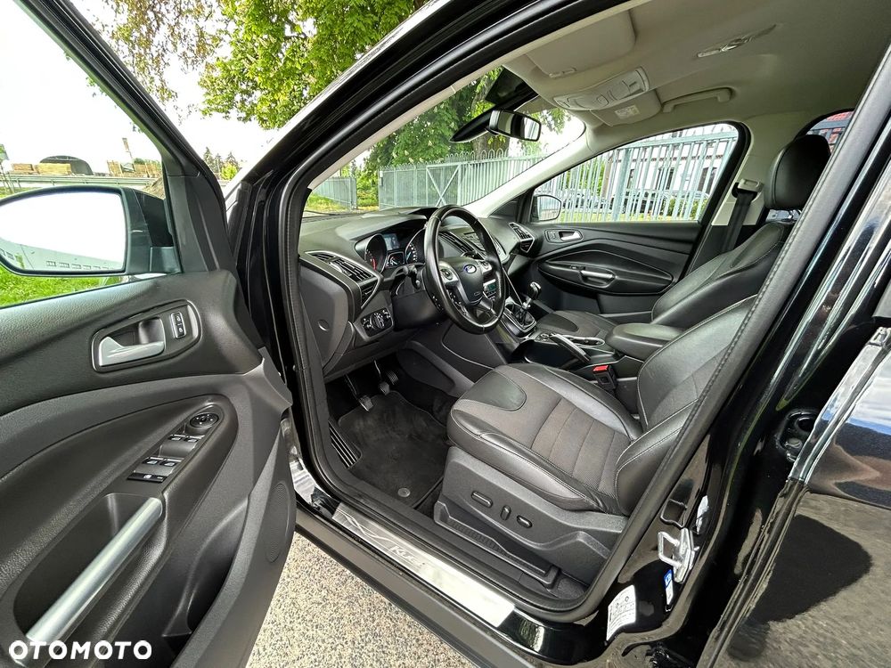 Ford Kuga - 23