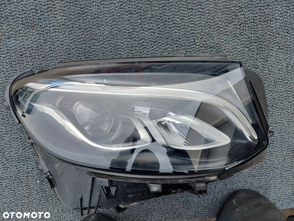 MERCEDES GLC W253 LAMPA PRZÓD PRAWA FULL LED A2539065201 - 1