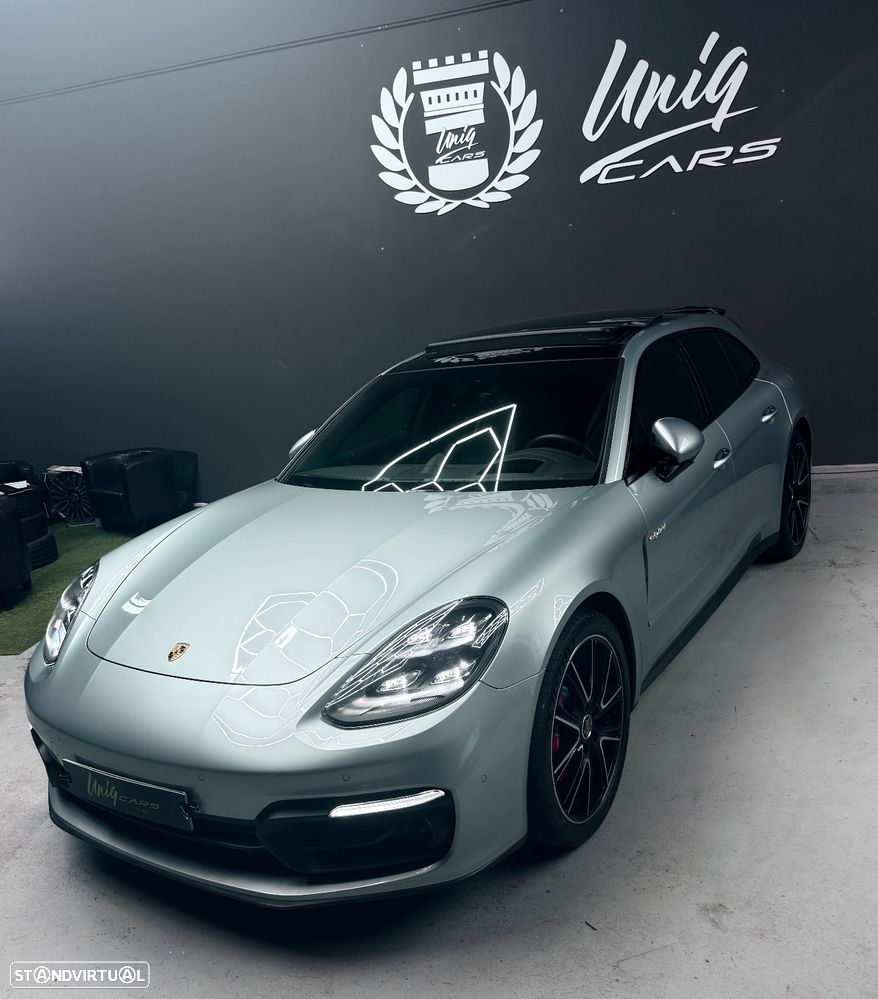 Porsche Panamera Sport Turismo 4S E-Hybrid - 30