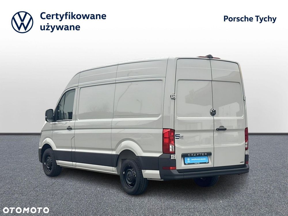 Volkswagen Crafter Crafter 35 Furgon, silnik: 2,0 l  130 kW, skrzynia biegów: napęd 4MOTION, automatyczna 8-biegowa rozstaw osi: 3640 mm - 26