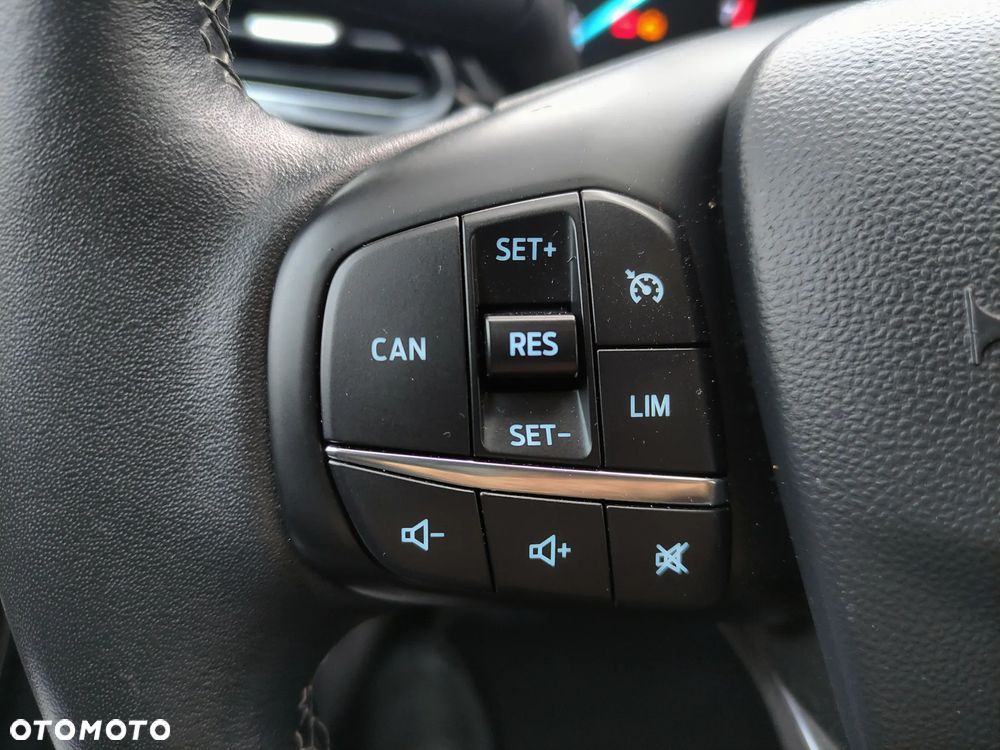 Ford Fiesta 1.0 EcoBoost Powershift Titanium - 10