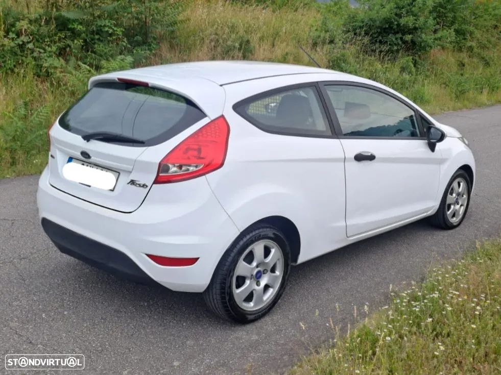 Ford Fiesta - 3
