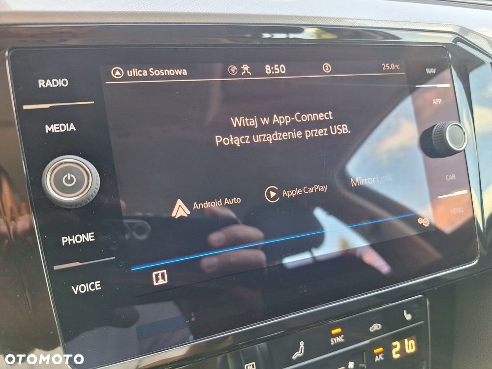 Volkswagen Passat - 30