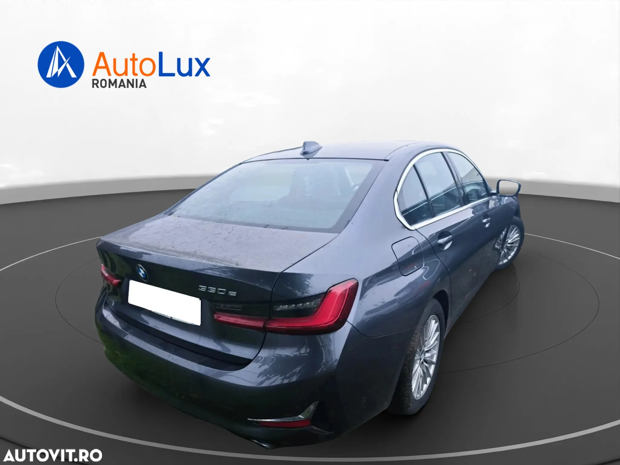 BMW Seria 3 330e Aut. Luxury Line - 3