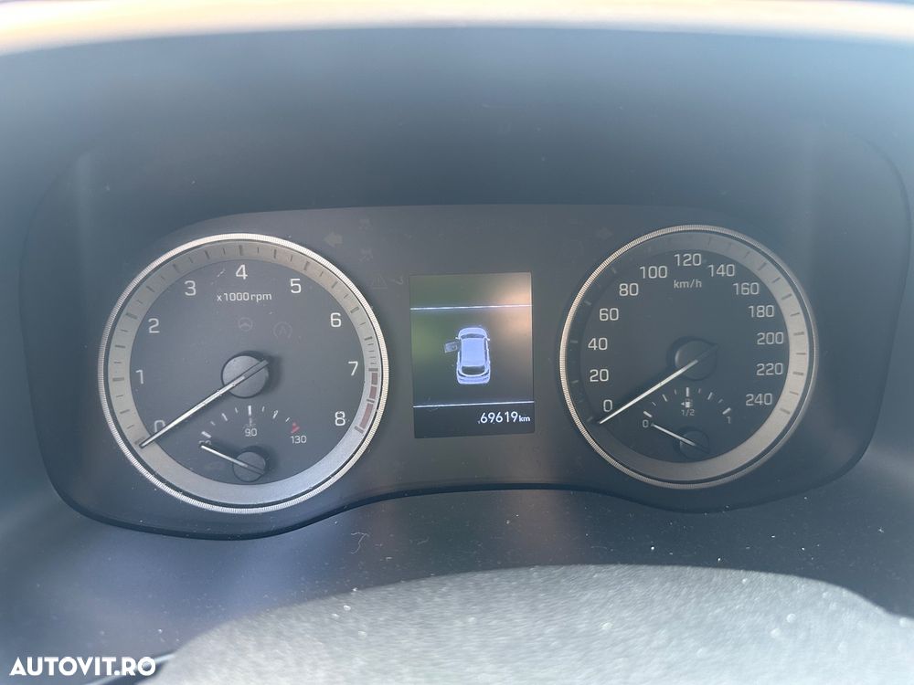 Hyundai Tucson 1.6 GDI 2WD 6MT Style - 9