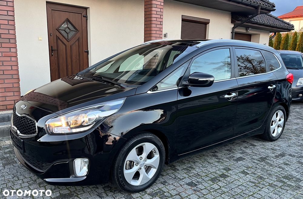 Kia Carens 1.7 CRDi Business Line 7os 7DCT - 7
