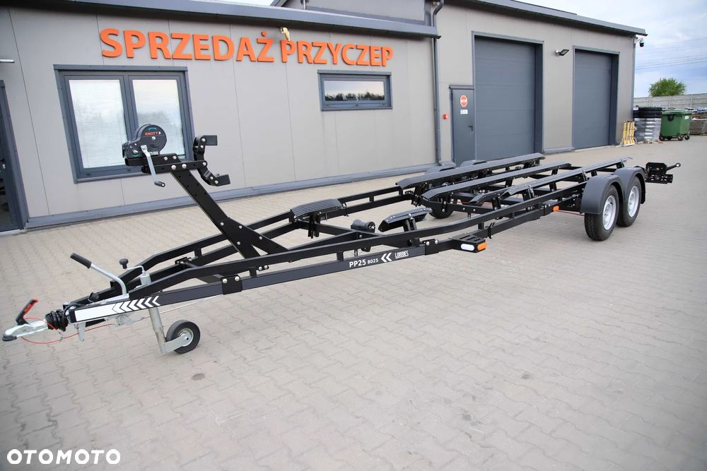 Lorries Przyczepa Podłodziowa PP25-8025 w Kolorze Czarnym Do Łodzi Max 7.8 M DMC 2700 kg Tylne Lampy LED - 12