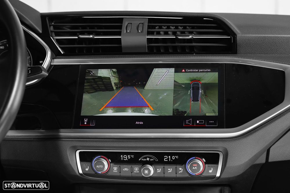 Audi Q3 45 TFSIe S line S tronic - 24