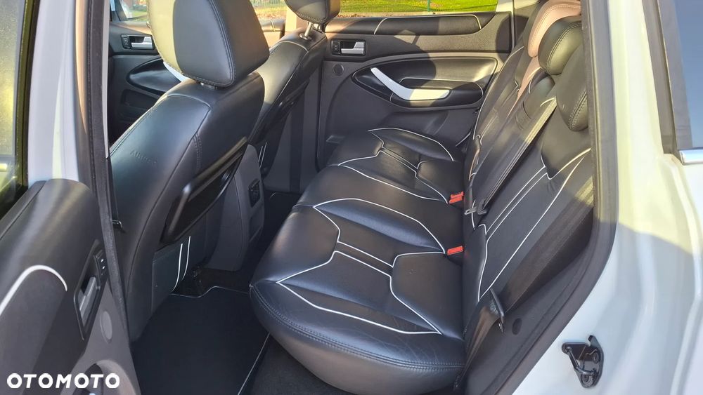 Ford Kuga 2.0 TDCi Titanium - 18