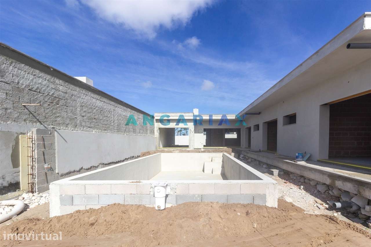 ANG1696 - Moradia T4 para Venda em Pataias, Alcobaça - Grande imagem: 2/23