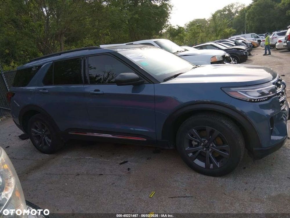 Ford Explorer - 6