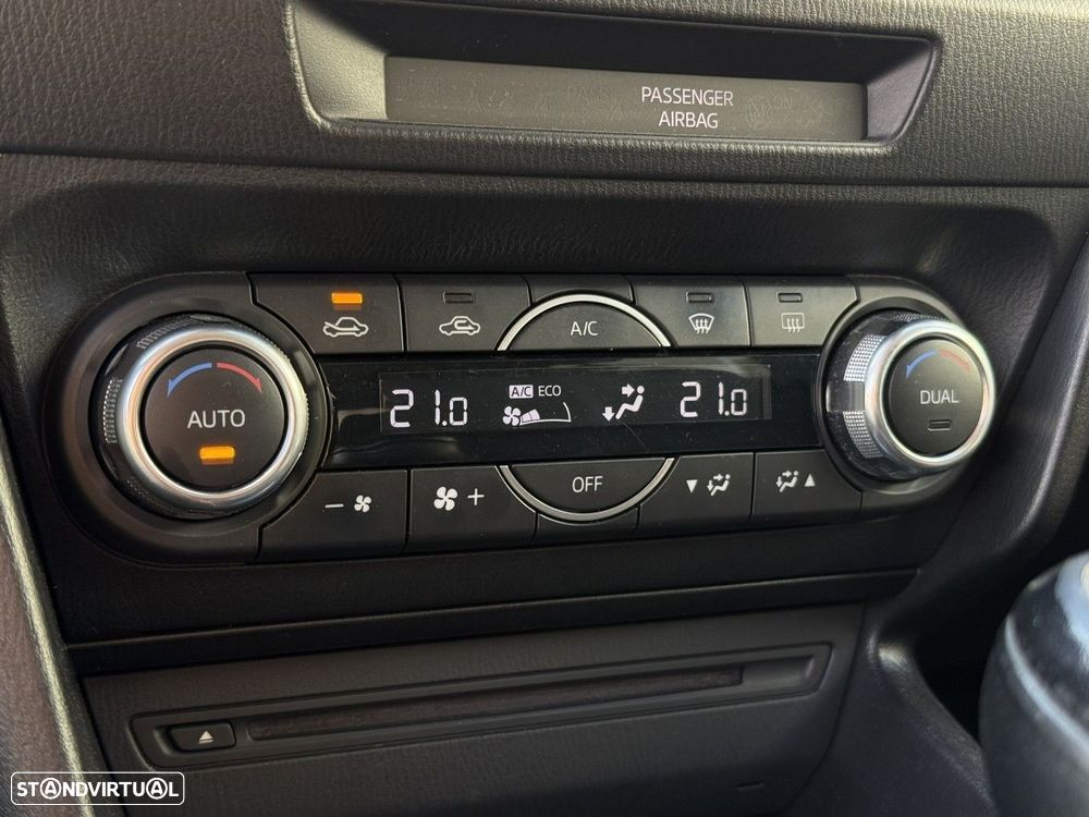 Mazda 3 1.5 Sky-D Excellence Navi - 18