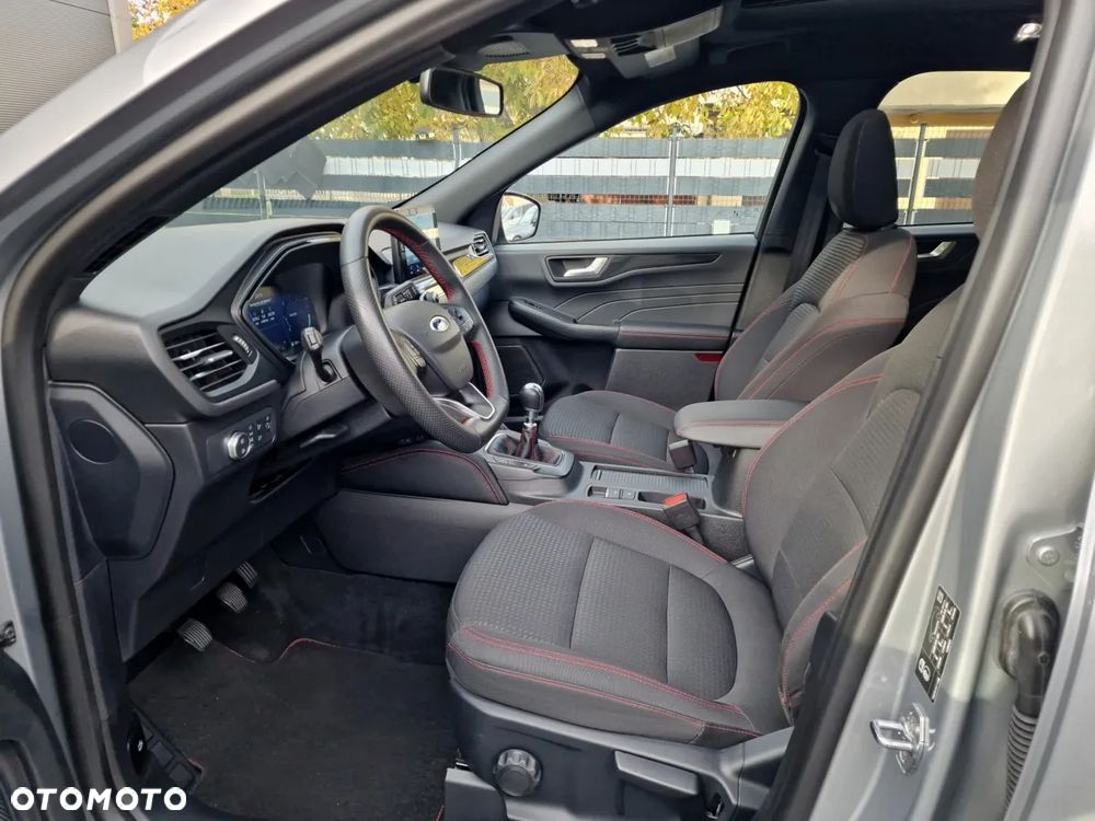 Ford Kuga - 13