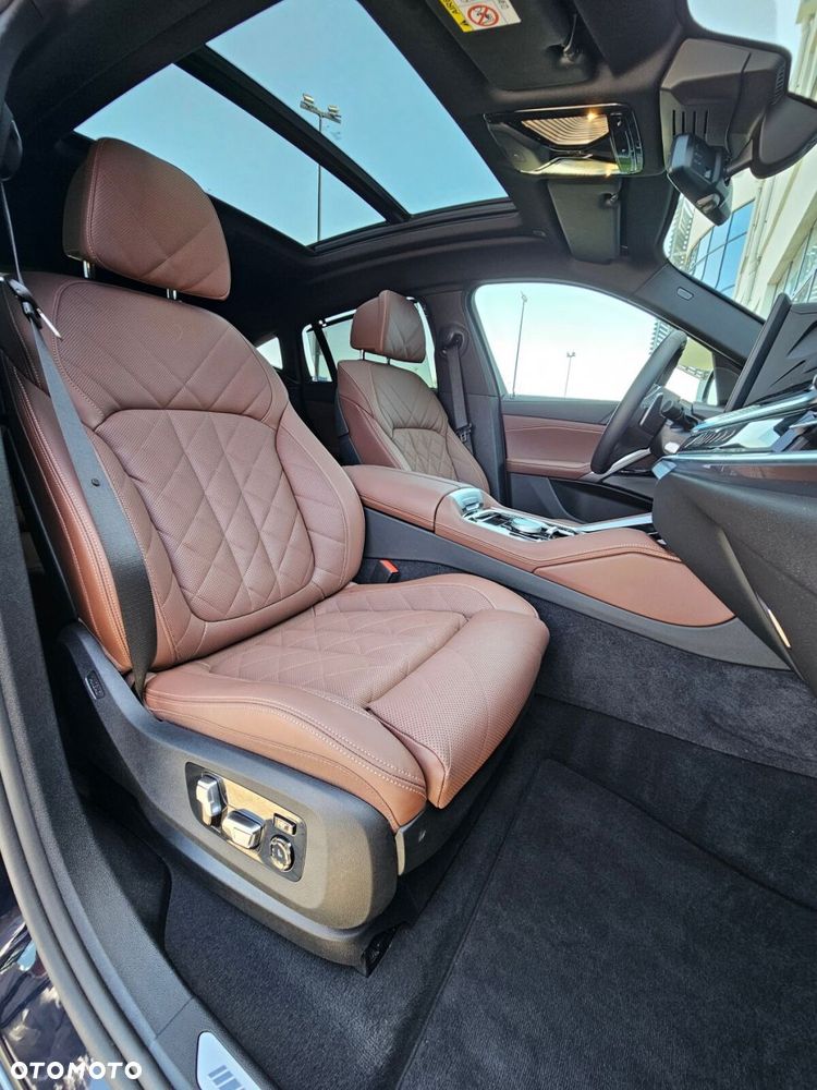 BMW X6 xDrive40d mHEV - 37