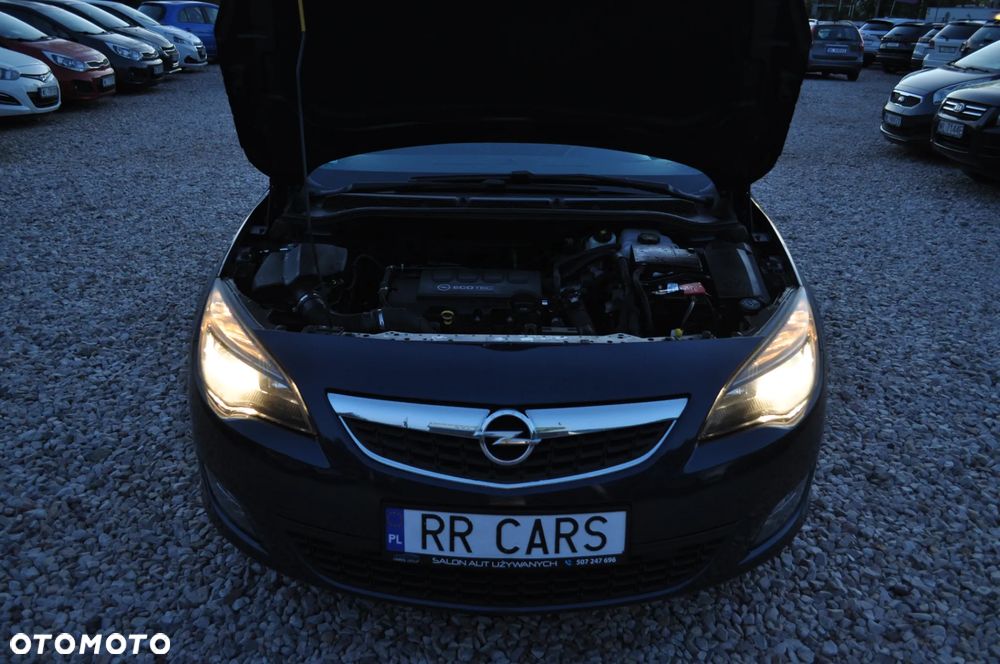 Opel Astra 1.4 Turbo Sport - 33