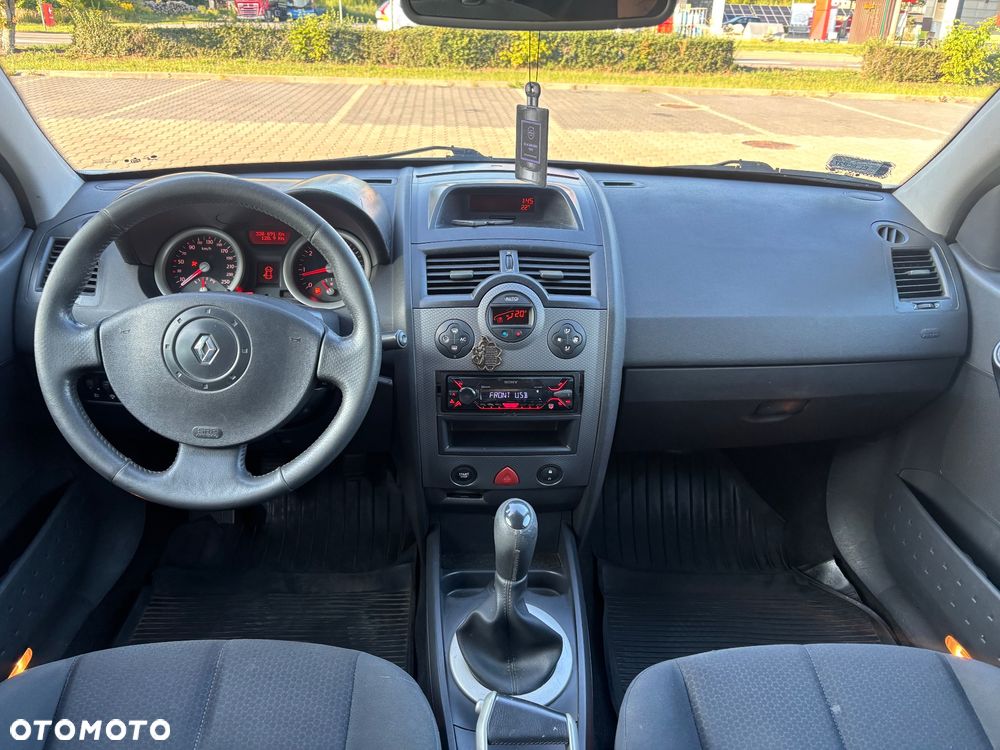 Renault Megane - 8