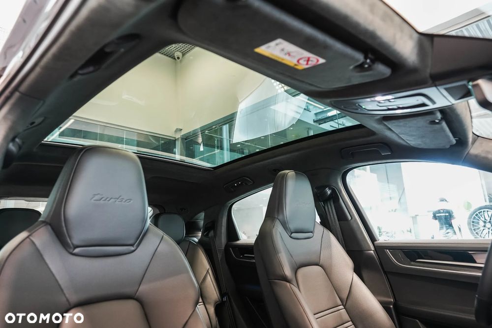 Porsche Cayenne Turbo E-Hybrid PHEV - 31