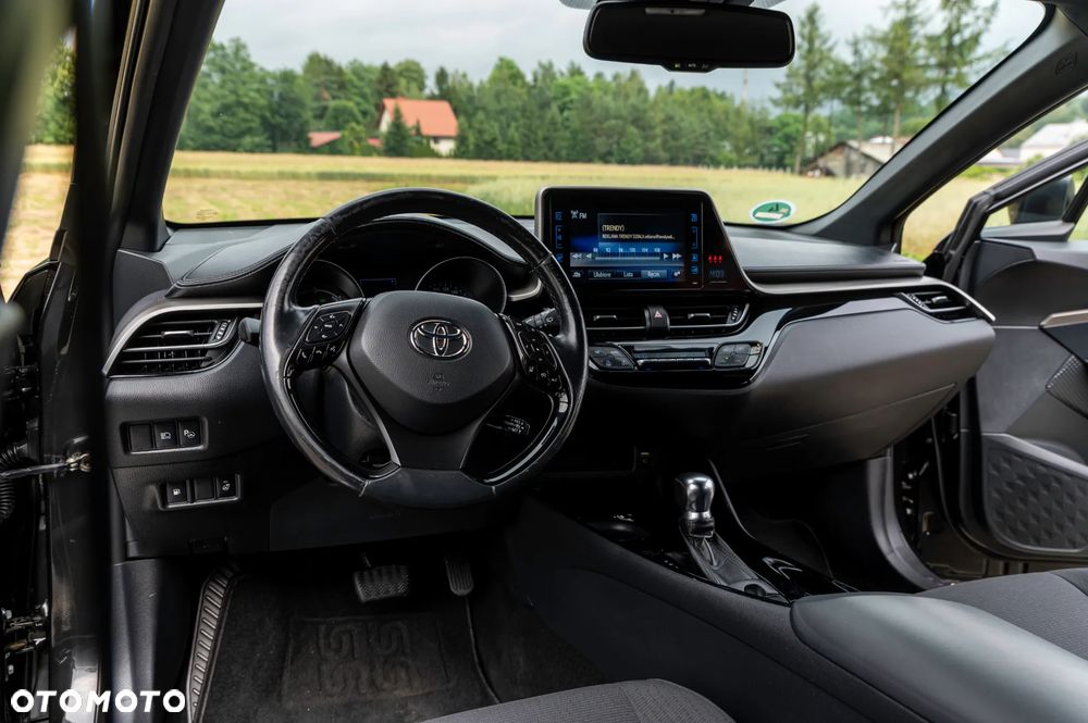 Toyota C-HR Style Selection - 34