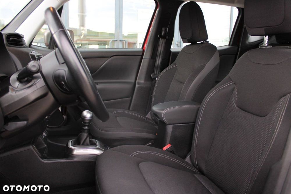 Jeep Renegade - 22