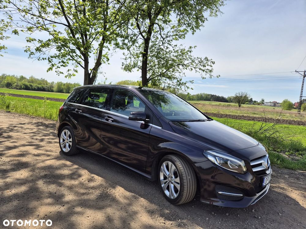 Mercedes-Benz Klasa B 200 7G-DCT UrbanStyle Edition - 14