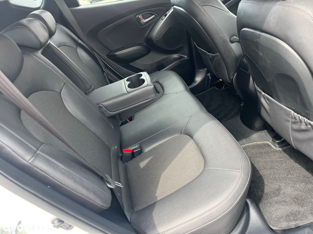 Hyundai ix35 1.6 2WD Fifa World Cup Edition - 18