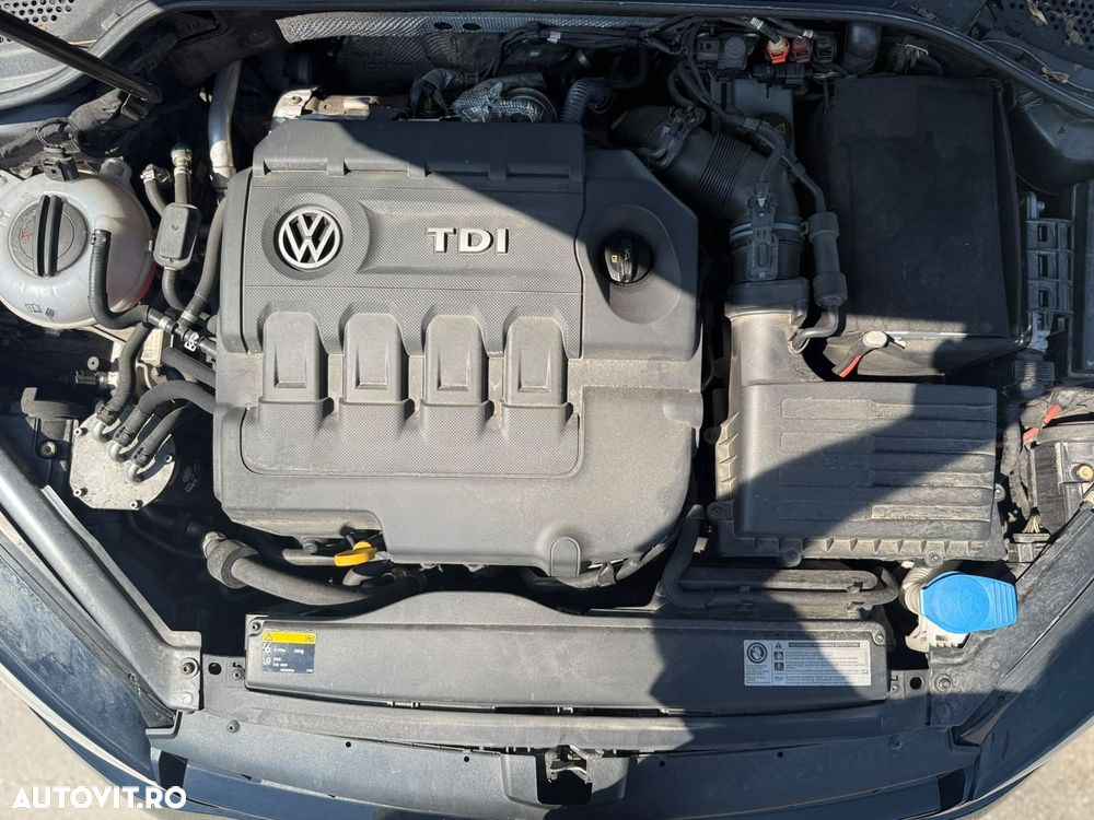 Volkswagen Golf 1.6 TDI DPF BMT DSG Comfortline - 5