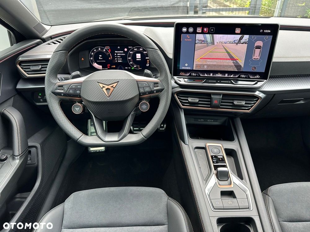 Cupra Leon Sportstourer 2.0 TSI 4Drive VZ DSG - 25